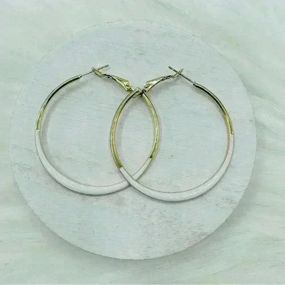 Chicque Boho 14K Gold-Plated Enamel Hoop Earrings White dipped - Picture 1 of 4